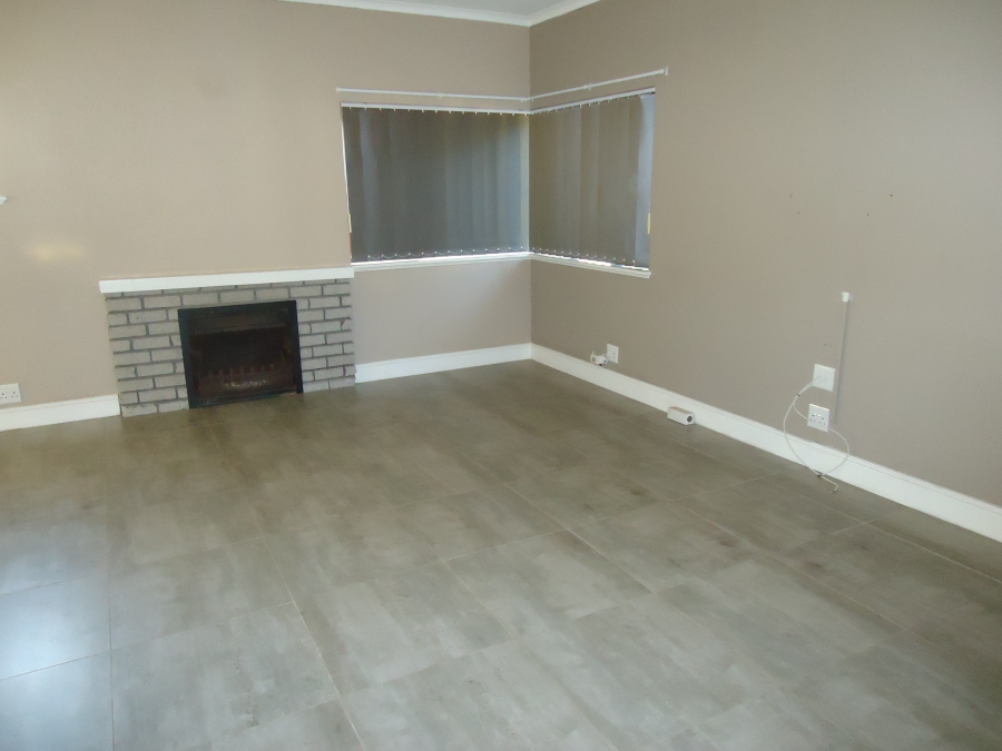 To Let 3 Bedroom Property for Rent in Plumstead Western Cape